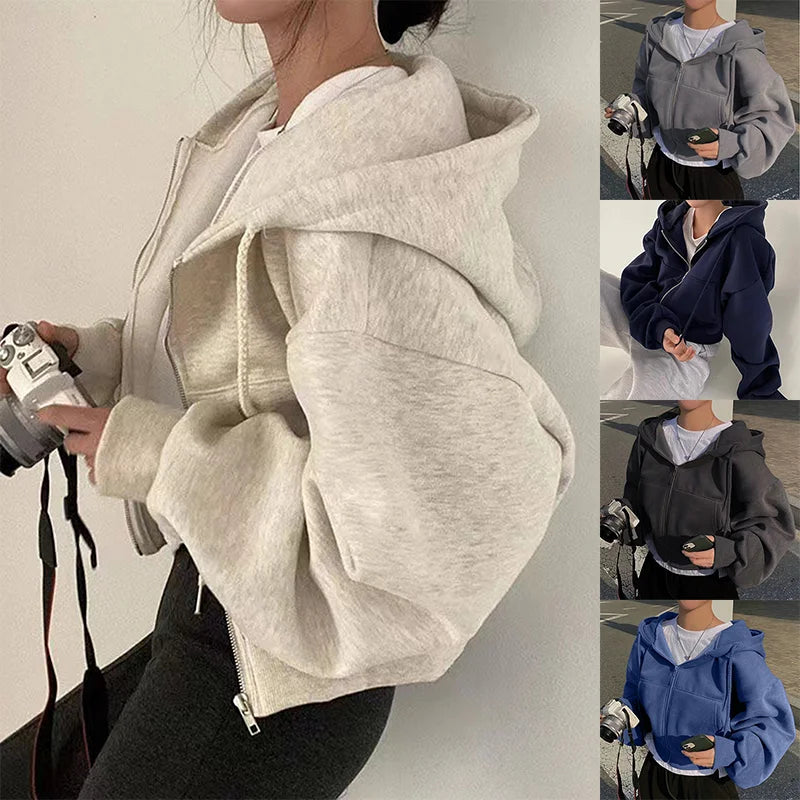Sudadera con capucha y cremallera - estilo ajustada