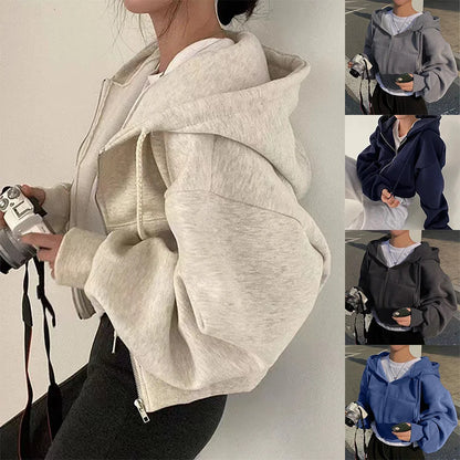 Sudadera con capucha y cremallera - estilo ajustada